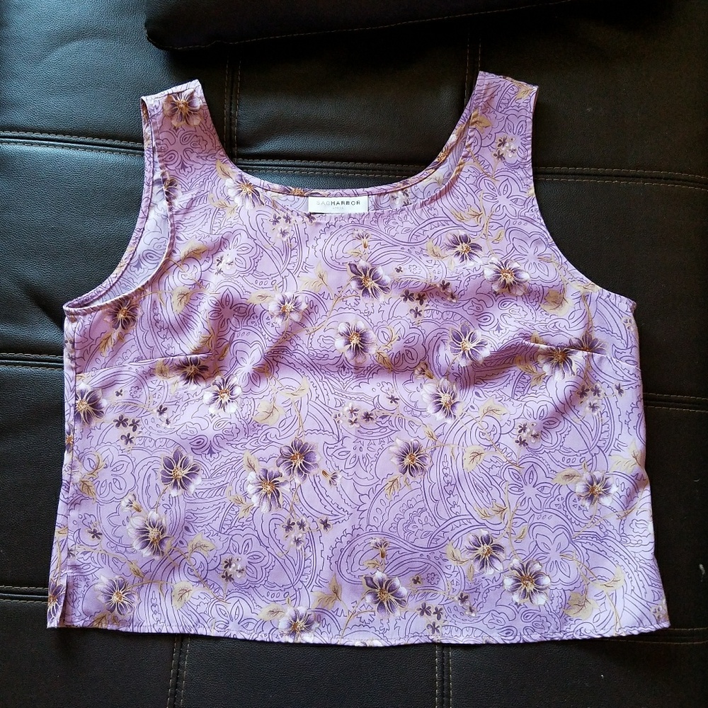 Lovely lavender tank top, so versatile